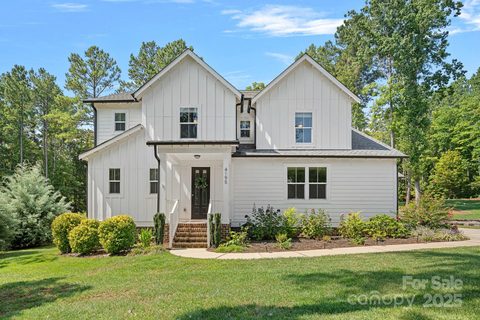 4195 Island Fox Lane sold home in Fox Chase, Denver, NC