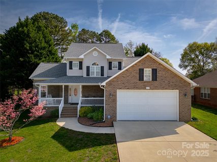 121 Shagbark Lane sold home in The Woodlands, Mooresville, NC