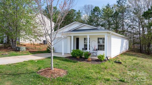 3944 Hemingway Drive sold home in Oak Hill, Hickory, NC
