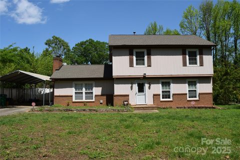 5915 Bluebonnet Road sold home in Woodburn, Charlotte, NC