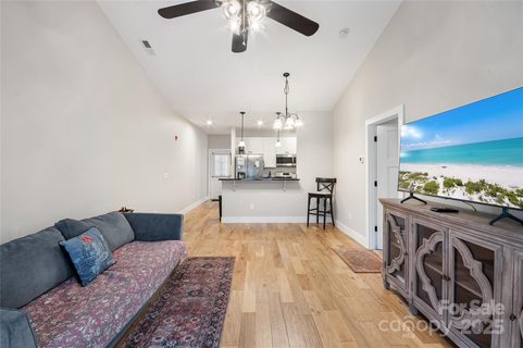 Homes in Fox Glen Condominium, Fletcher