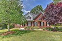 1090 Heather Glen Drive sold home in Matthews, SC