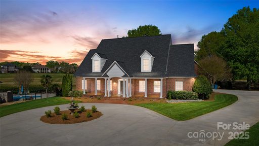105 Snead Court sold home in Crescent Links, Salisbury, NC