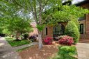 5807 Sharon Road A sold home in Charlotte, SC