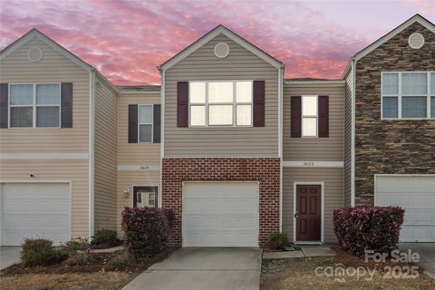 3623 Danvers Street sold townhome in Coventry Townhomes, Charlotte, NC