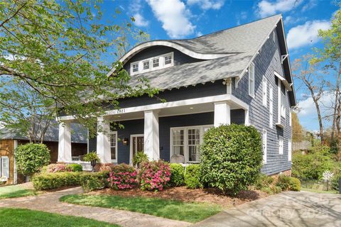 1921 Brandon Circle