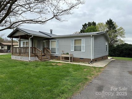 51 Kings Drive sold home in Cedar Wood Estates, Taylorsville, NC