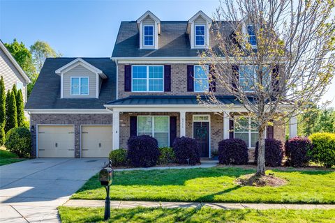 5716 Langwell Lane