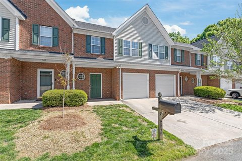 2059 Lennox Square Road sold townhome in Lennox Square, Charlotte, NC