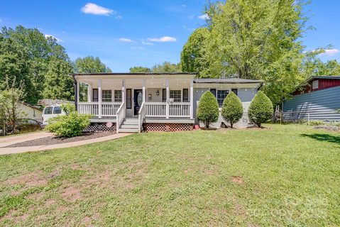 2614 Thornton Road sold home in Wandawood, Charlotte, NC