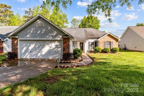 909 Jordans Pond Lane sold home in Jordans Pond, Charlotte, NC