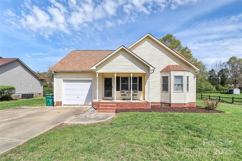 2703 Plantation Way sold home in Vickers Plantation, Albemarle, NC