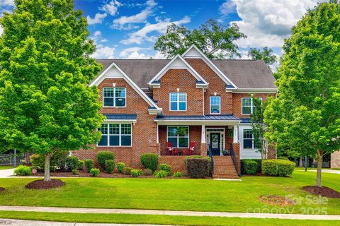 Previously sold for $855,000