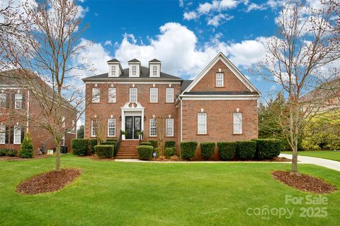 548 Fairwoods Drive