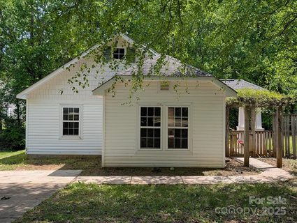 8332 Highlander Court sold home in Scotsborough, Charlotte, NC