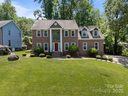 9000 Stourbridge Drive sold home in Huntersville, SC
