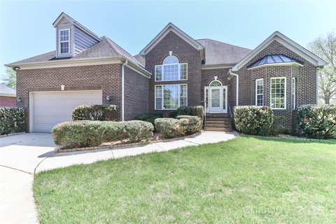 115 Players Park Circle