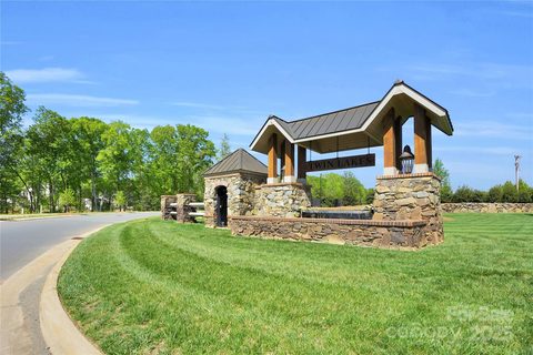 509 Sugar Maple Lane sold lot in Twin Lakes, Matthews, NC