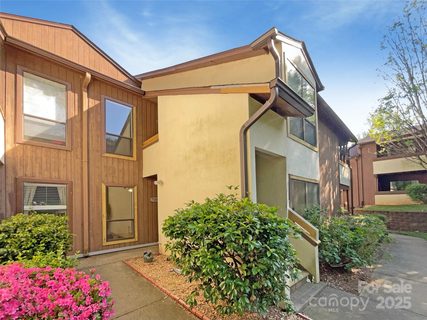7116 Winery Lane sold condo in Brandywine, Charlotte, NC