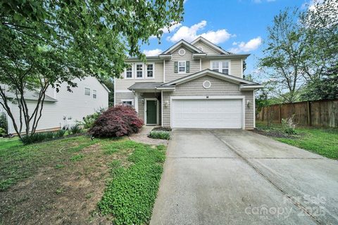 656 Hosta Drive sold home in English Trails, Fort Mill, SC