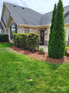 2355 Villa Oaks Court sold townhome in Villas at Robinson Oaks, Gastonia, NC
