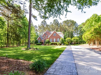 3519 Weddington Oaks Drive sold home in Weddington Oaks, Matthews, NC