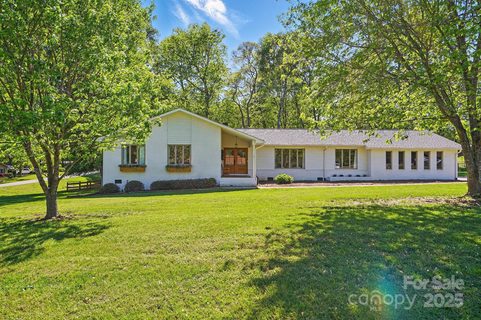 4307 Wrangler Drive sold home in Carolando, Concord, NC
