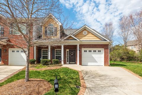4015 Broadview Lane sold townhome in Catawba Hills, Gastonia, NC