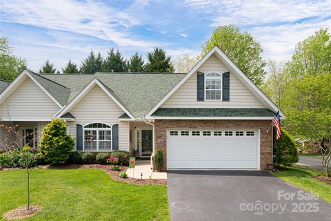 26 Victoria Park Drive sold condo in Park Place, Hendersonville, NC