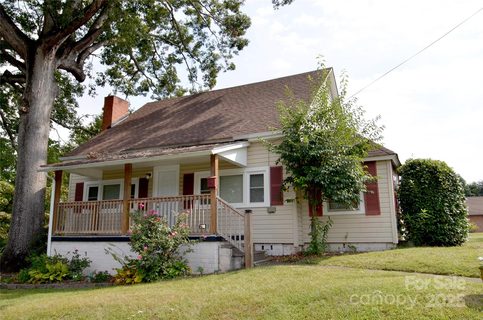 218 Church Street sold home in Clinchfield Mfg, Marion, NC