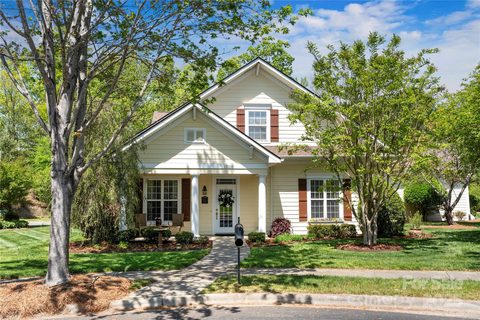 13216 Old Compton Court sold home in The Cottages, Pineville, NC