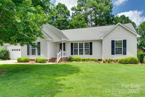 605 Summey Farm Drive sold home in Summey Knoll, Dallas, NC