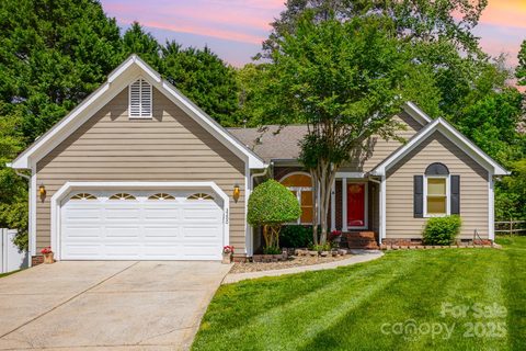 3200 Tallia Court sold home in Hubbard Woods, Charlotte, NC