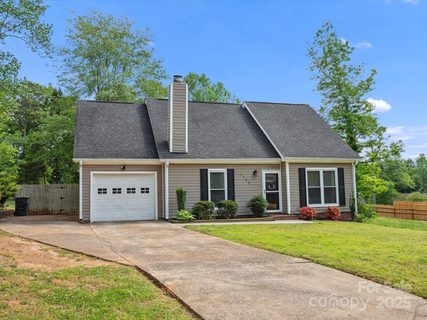 1758 Bridlewood Court sold home in Kingswood South, Gastonia, NC