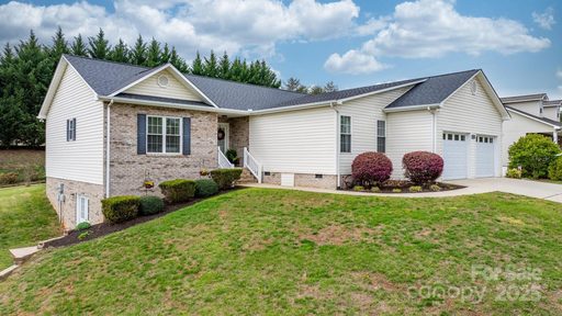 108 White Hall Lane sold home in Meadowcreek Estates, Hudson, NC