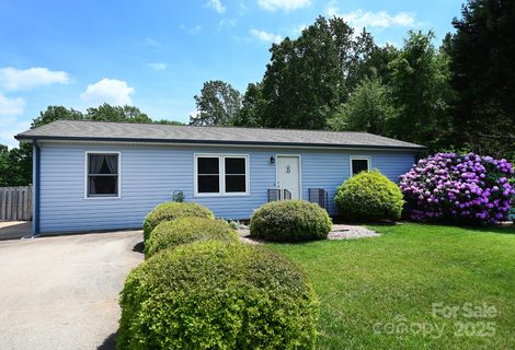 2263 Starbrooke Drive sold home in Betts Brooke, Newton, NC
