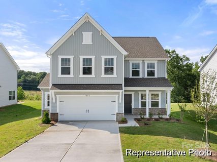 106 Jetty Lane pending home in Hidden Lakes, Statesville, NC