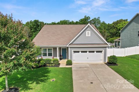 2124 Katie Alice Circle