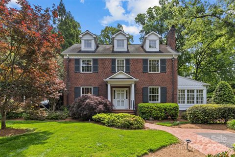 1949 S Wendover Road sold home in Pharr Acres, Charlotte, NC