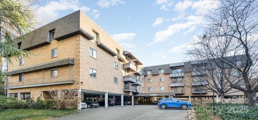 1323 Queens Road 420
