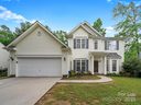 10830 Sycamore Club Drive sold home in Mint Hill, SC