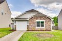 2810 Berry Creek Road sold home in Charlotte, SC