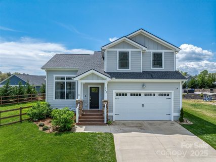143 Windy Acres Knoll Drive sold home in The Cottages At Windy Knoll, Hendersonville, NC
