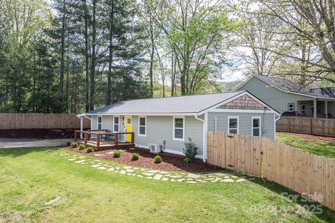 346 Oakview Park Road sold home in Oakview Park, Asheville, NC