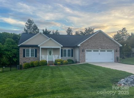 506 E Pine Street sold home in Temple Heights, Maiden, NC
