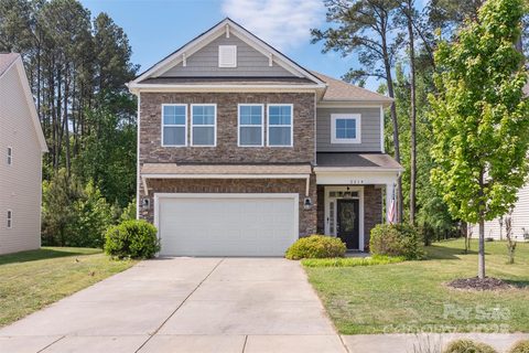 2214 Laurens Drive sold home in Pelhem Pointe, Concord, NC