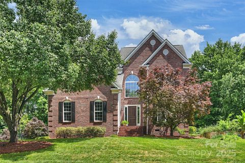 6723 Joliette Lane sold home in Rougemont, Charlotte, NC