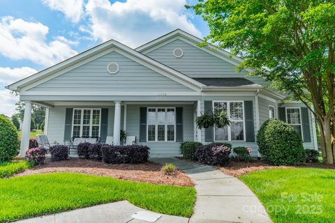 13360 Old Compton Court sold home in The Cottages, Pineville, NC