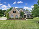 2218 Legacy Oak Drive sold home in Waxhaw, SC
