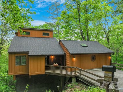 3 Azalea Terrace sold home in Cedar Wood Estates, Asheville, NC
